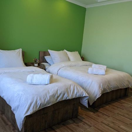 Tbilisi Airport Hotel - Atu Ngoại thất bức ảnh