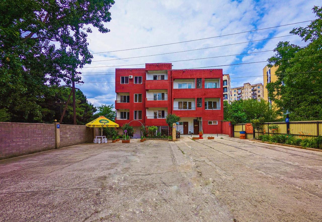 Tbilisi Airport Hotel - Atu Ngoại thất bức ảnh
