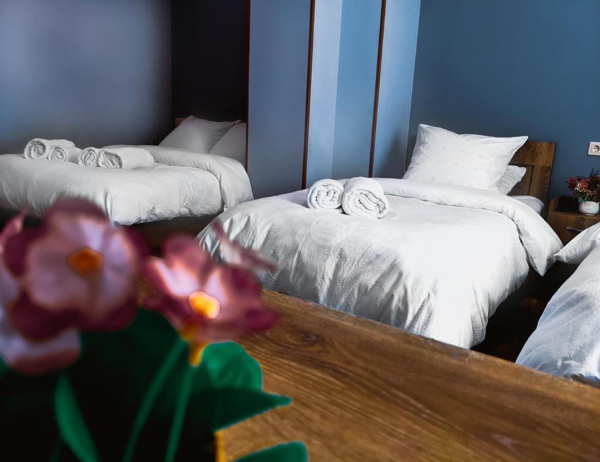 Tbilisi Airport Hotel - Atu Ngoại thất bức ảnh