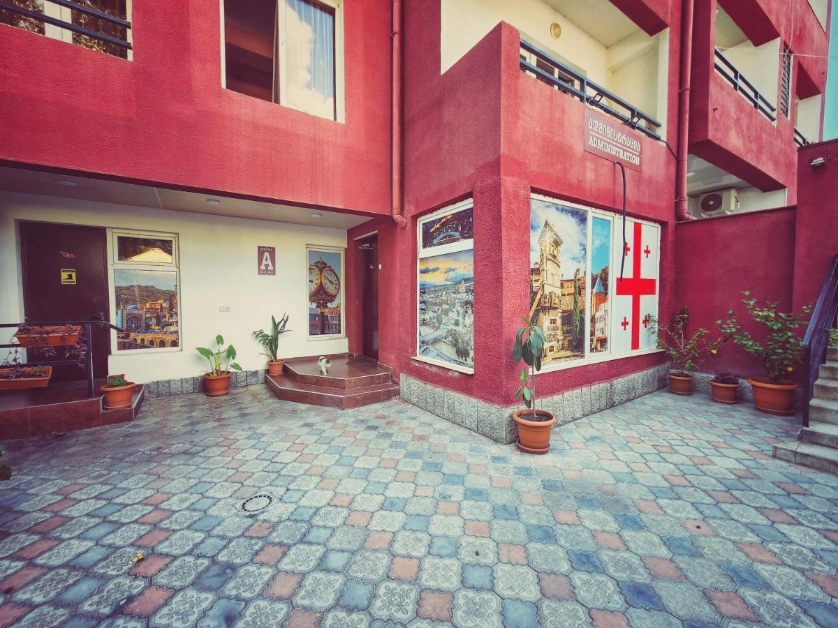 Tbilisi Airport Hotel - Atu Ngoại thất bức ảnh
