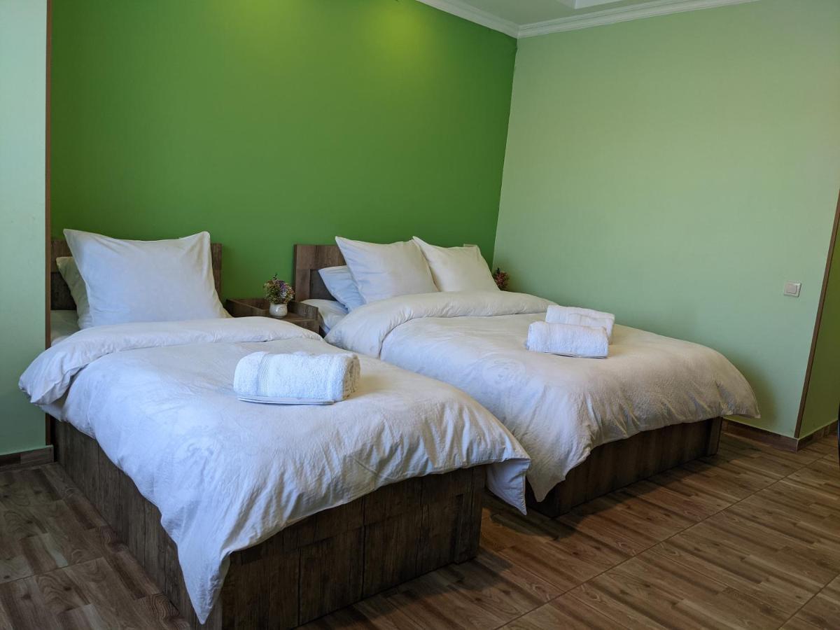 Tbilisi Airport Hotel - Atu Ngoại thất bức ảnh