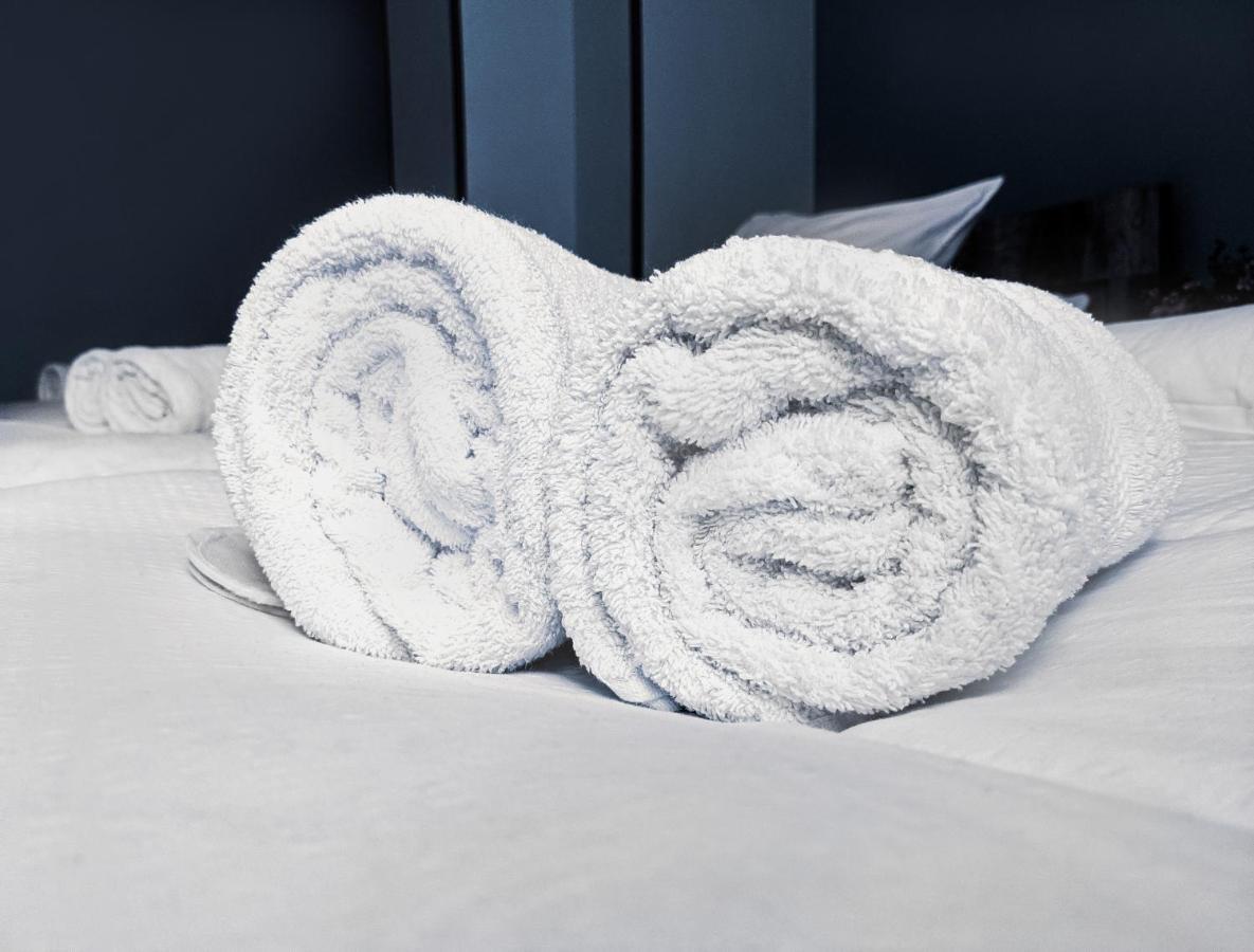 Tbilisi Airport Hotel - Atu Ngoại thất bức ảnh